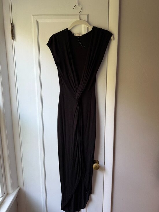 Rolla Coster Dresses & Skirts - Rolla Coster Black Twist Front Deep V Maxi Dress Size Small